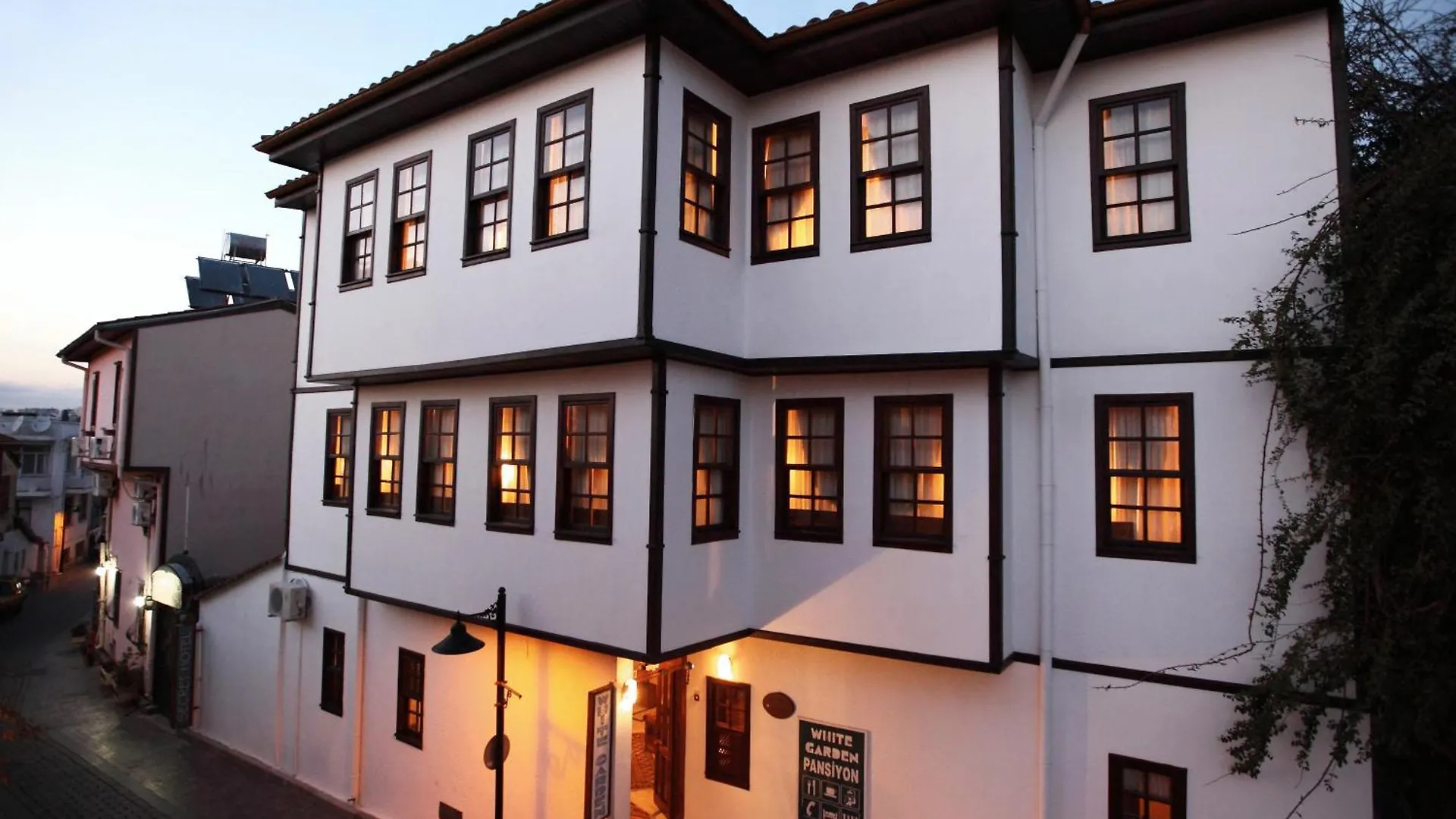 White Garden Hotel-Adult Only Antalya
